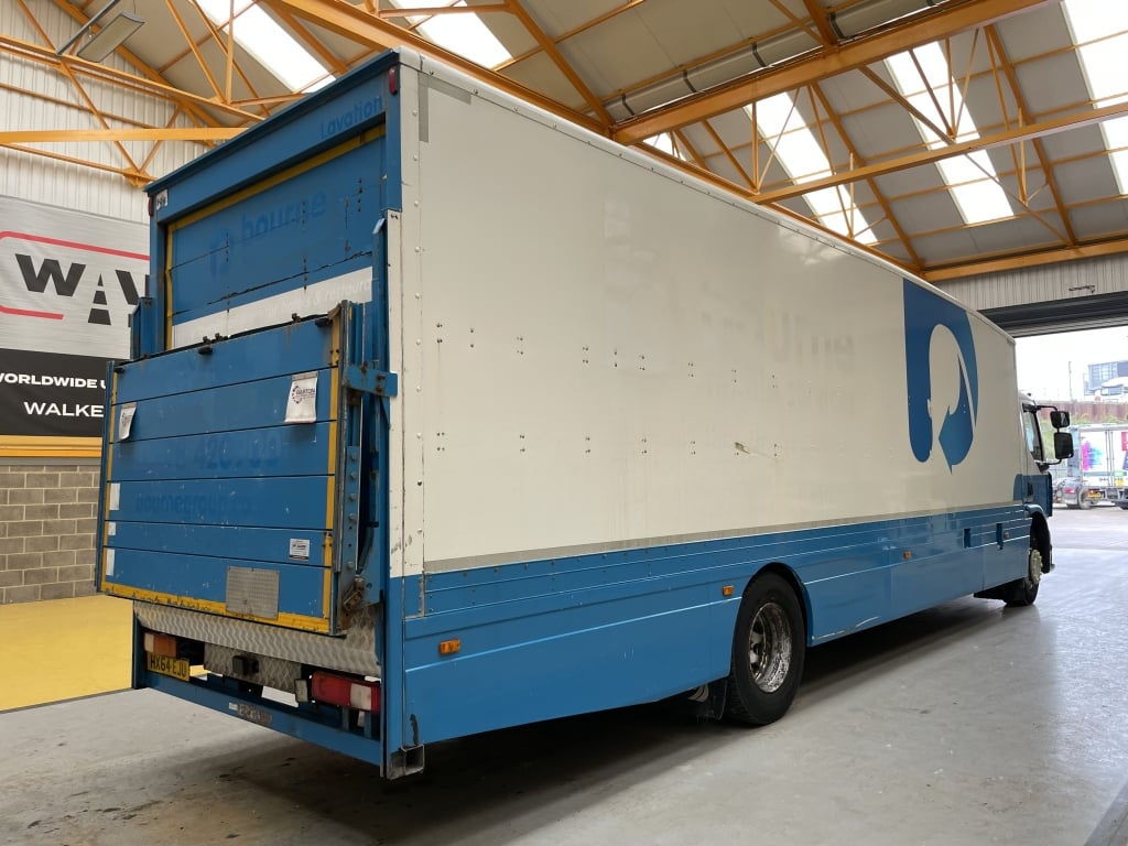 RENAULT D18 WIDE 15 TONNES *EURO 6*, 4X2 STREAMLINE BOX BODY - 2014 - HX64 EJU