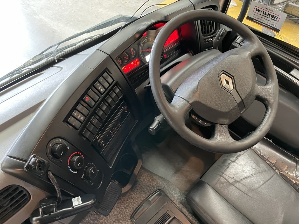 RENAULT D18 WIDE 15 TONNES *EURO 6*, 4X2 STREAMLINE BOX BODY - 2015 - HX15 FVW