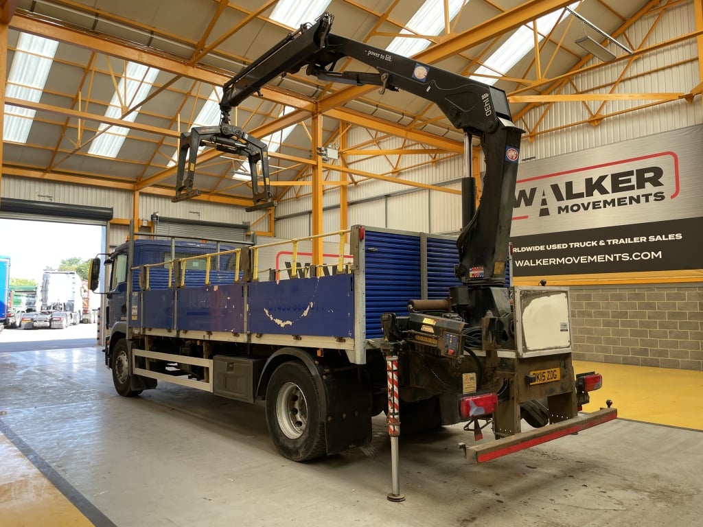 MAN TGM 18.250 *EURO 6* 4X2 18 TONNES PINCE À BRIQUES - 2015 - DK15 ZDG