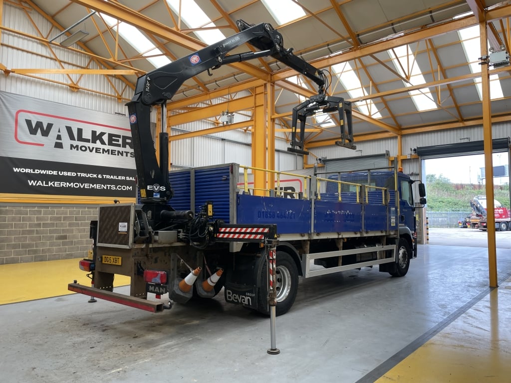 MAN TGM 18.250 *EURO 6* 4X2 18 TONNES PINCE À BRIQUES - 2015 - DG15 XBT