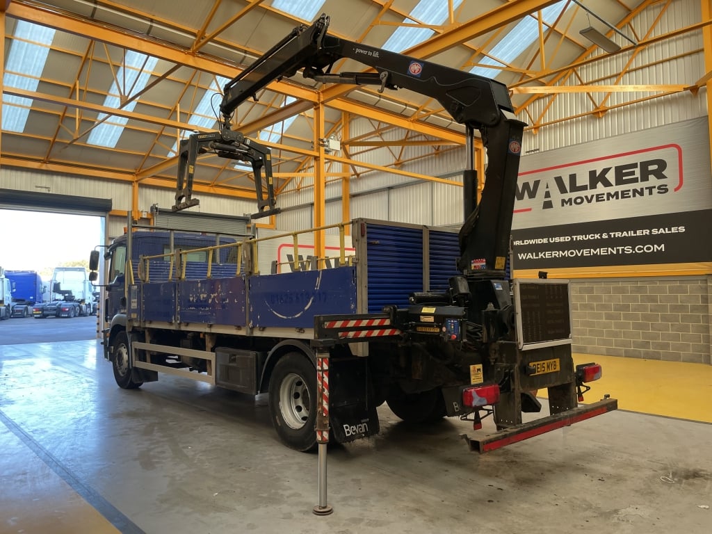 MAN TGM 18.250 *EURO 6* 4X2 18 TONNES PINCE À BRIQUES - 2015 - DE15 MYB
