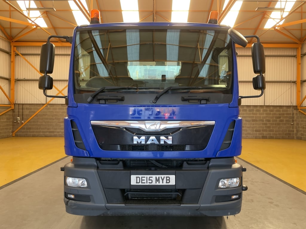 MAN TGM 18.250 *EURO 6* 4X2 18 TONNES PINCE À BRIQUES - 2015 - DE15 MYB