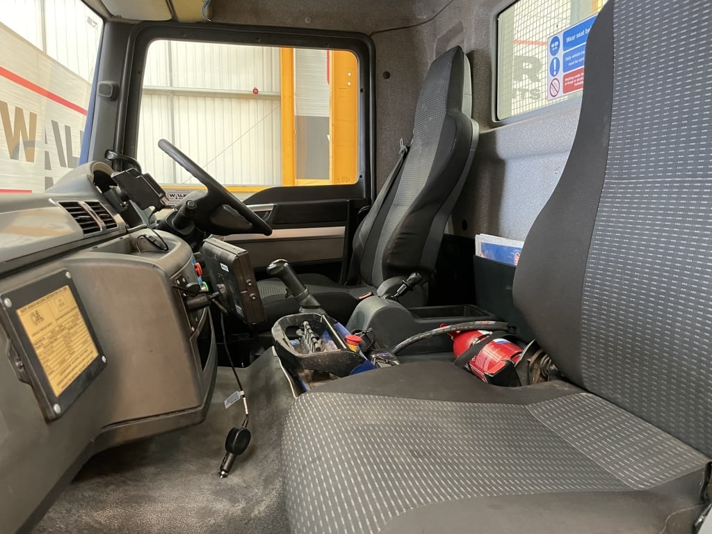 MAN TGM 18.250 *EURO 6*, 4X2 PINCE À BRIQUES DE 18 TONNES - 2015 - DG65 ZPR