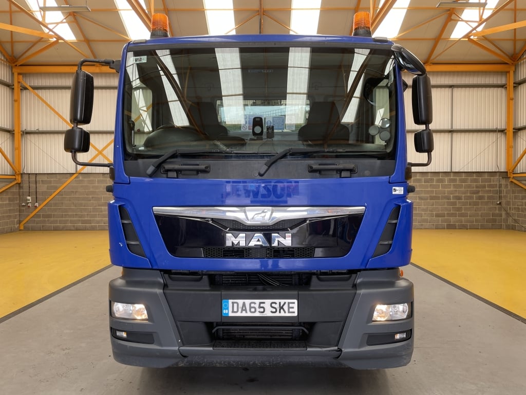 MAN TGM 18.250 *EURO 6*, 4X2 PINCE À BRIQUES DE 18 TONNES - 2016 - DA65 SKE