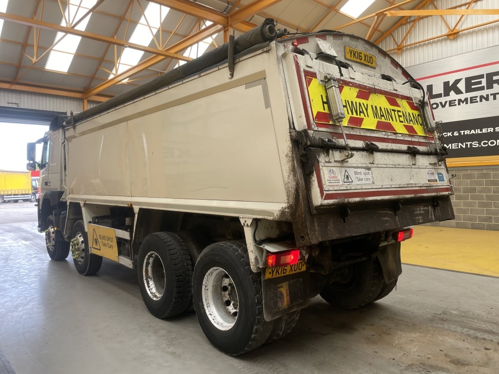 VOLVO FM410 *EURO 6* 8X4 ALUMINIUM INSULATED TIPPER – 2016 – YK16 XUO