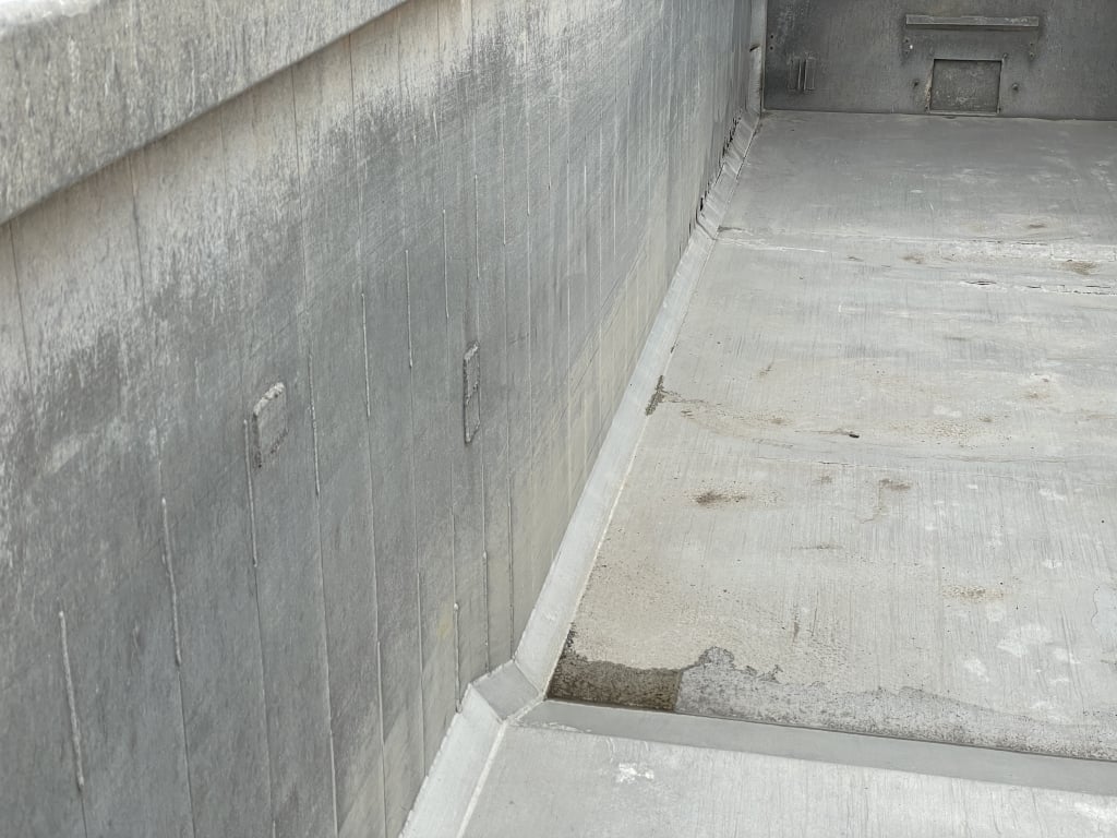 SDC 65 CU-YD ALUMINIUM PLANK SIDED BULK TIPPING TRAILER – 2014 – C369637