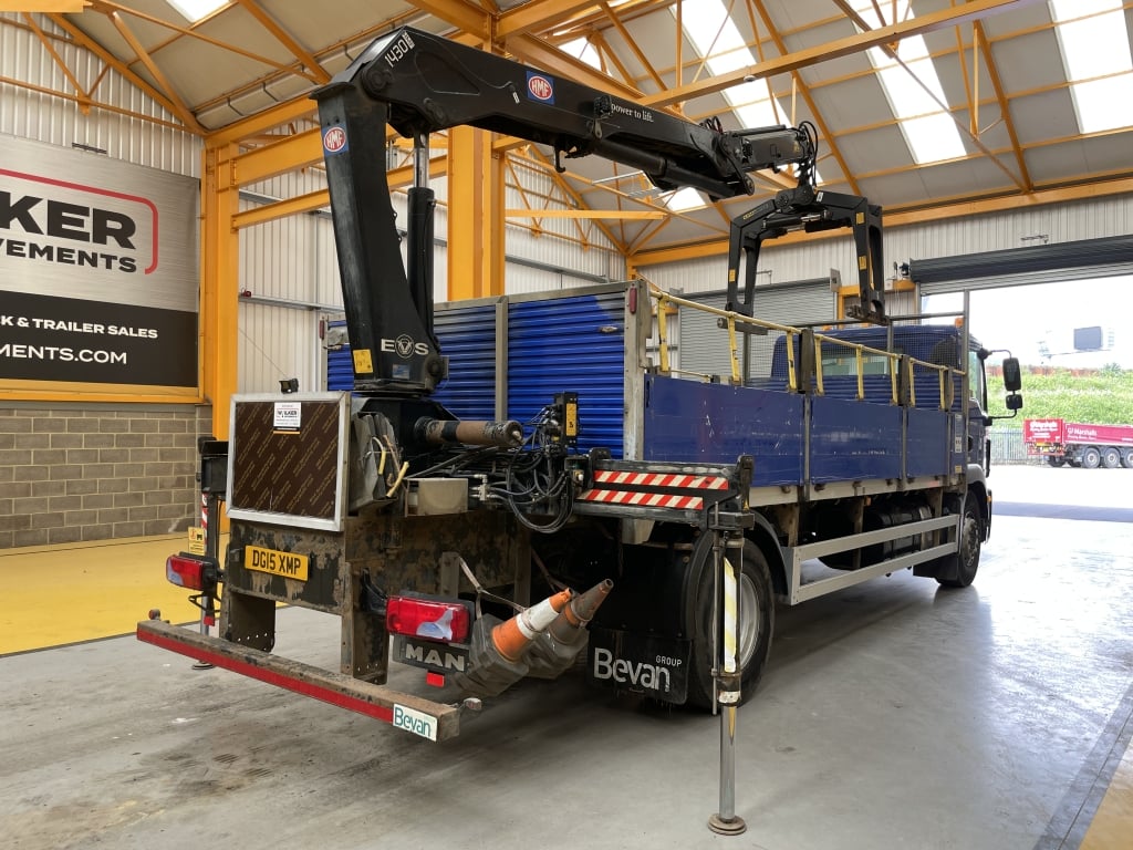 MAN TGM 18.250 *EURO 6* 4X2 18 TONNES PINCE À BRIQUES - 2015 - DG15 XMP