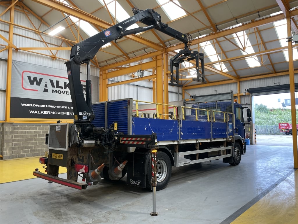 MAN TGM 18.250 *EURO 6*, 4X2 PINCE À BRIQUES DE 18 TONNES - 2016 - DG16 EDP