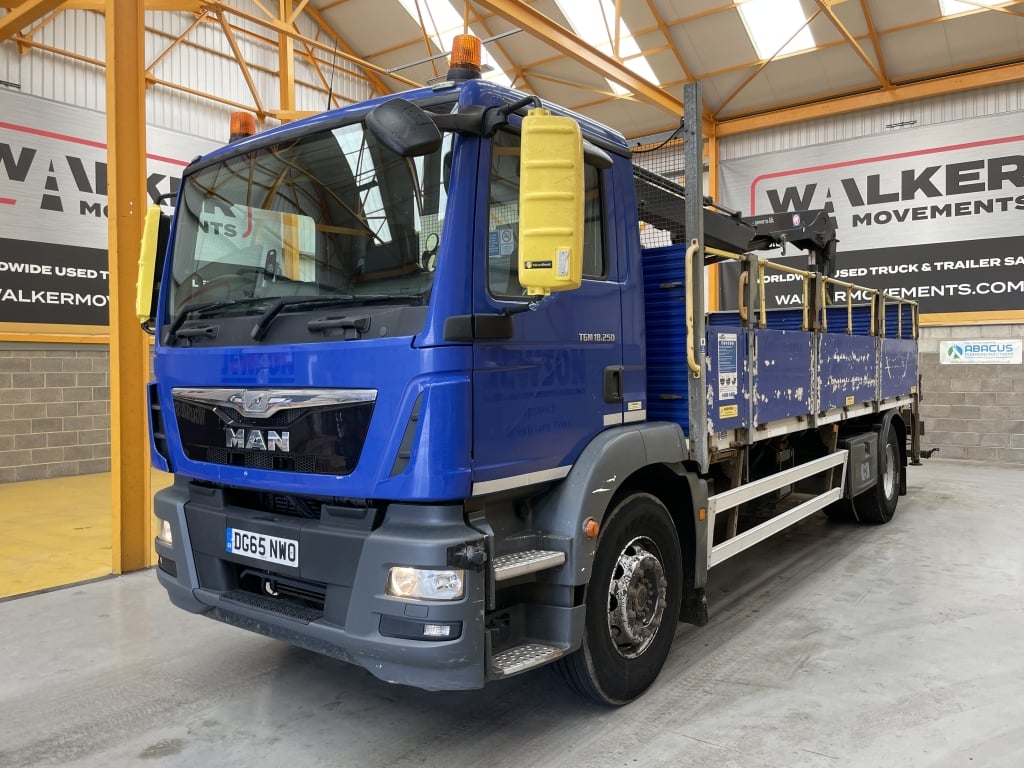 MAN TGM 18.250 *EURO 6*, 4X2 PINCE À BRIQUES DE 18 TONNES - 2015 - DG65 NWO