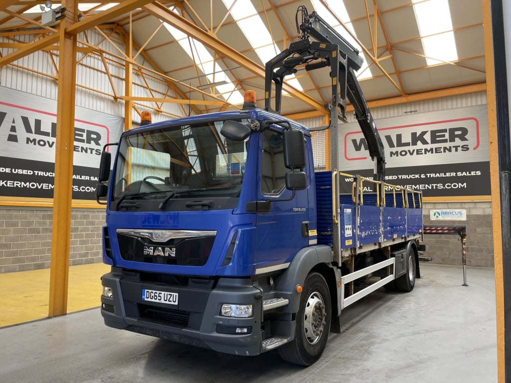 MAN TGM 18.250 *EURO 6*, 4X2 PINCE À BRIQUES DE 18 TONNES - 2015 - DG65 UZU