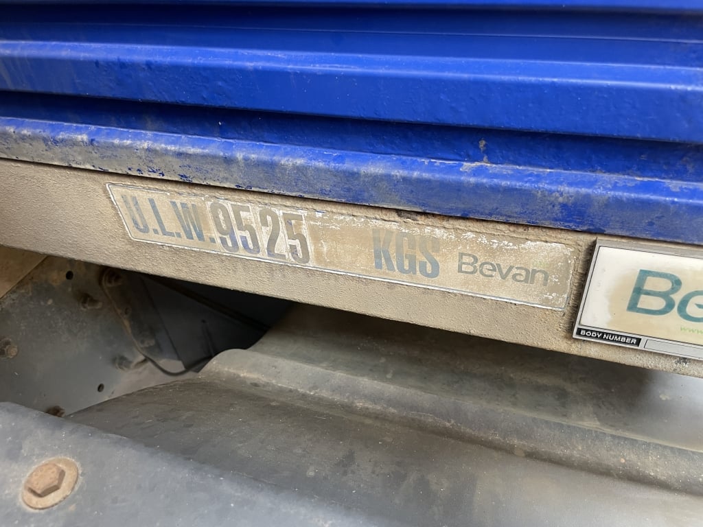 MAN TGM 18.250 *EURO 6*, 4X2 PINCE À BRIQUES DE 18 TONNES - 2015 - DG65 UZU
