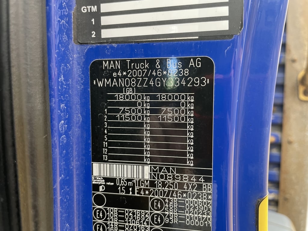 MAN TGM 18.250 *EURO 6*, 4X2 PINCE À BRIQUES DE 18 TONNES - 2015 - DG65 UZU