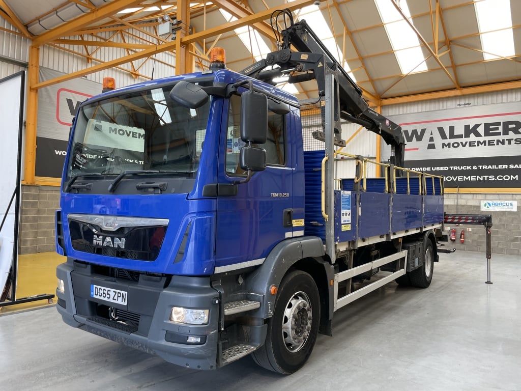 MAN TGM 18.250 *EURO 6*, 4X2 PINCE À BRIQUES DE 18 TONNES - 2015 - DG65 ZPN