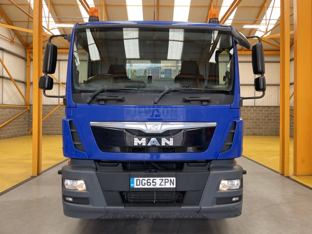 MAN TGM 18.250 *EURO 6*, 4X2 PINCE À BRIQUES DE 18 TONNES - 2015 - DG65 ZPN