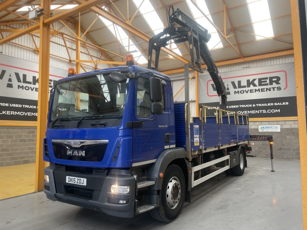 MAN TGM 18.250 *EURO 6* 4X2 18 TONNES PINCE À BRIQUES - 2015 - DK15 ZDJ