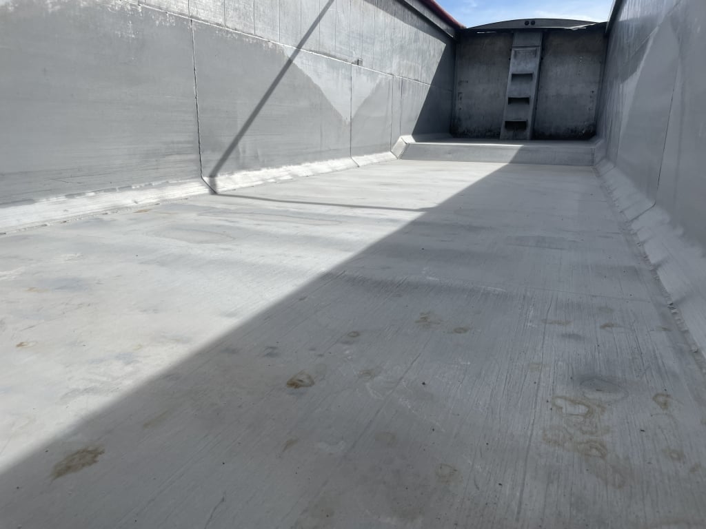 WILCOX 65 CU YD PLANK SIDED ALUMINIUM BULK BIPPING TRAILER - 2006 - C214890