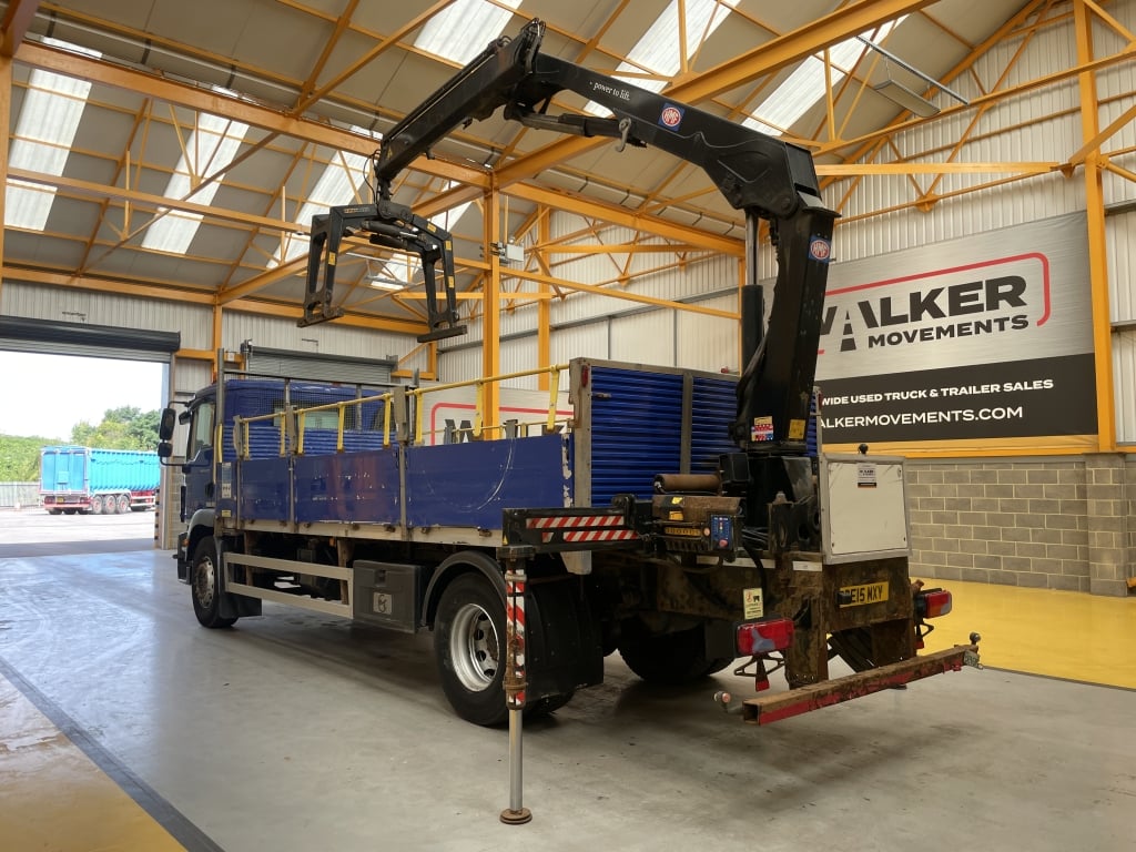 MAN TGM 18.250 *EURO 6* 4X2 18 TONNES PINCE À BRIQUES - 2015 - DE15 MXY