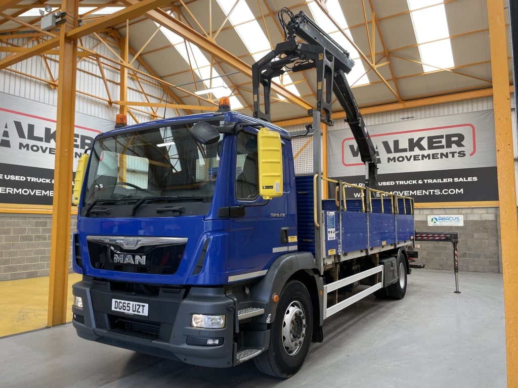 MAN TGM 18.250 *EURO 6*, 4X2 PINCE À BRIQUES DE 18 TONNES - 2015 - DG65 UZT