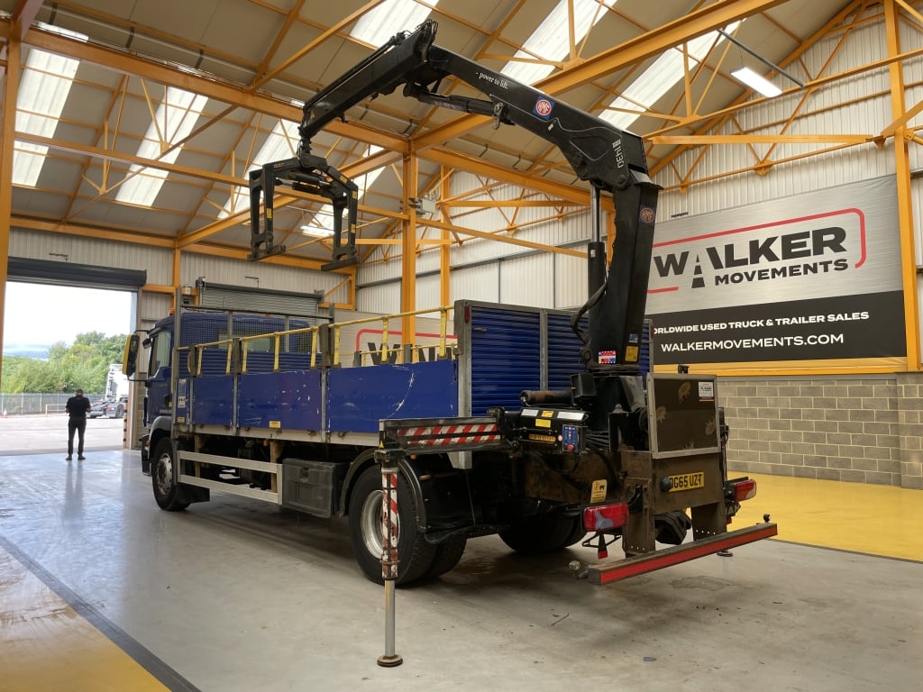 MAN TGM 18.250 *EURO 6*, 4X2 PINCE À BRIQUES DE 18 TONNES - 2015 - DG65 UZT