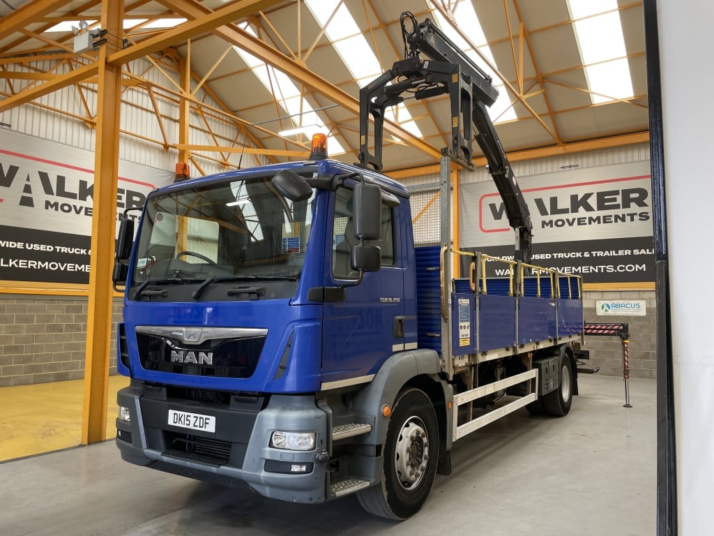 MAN TGM 18.250 *EURO 6* 4X2 18 TONNES PINCE À BRIQUES - 2015 - DK15 ZDF