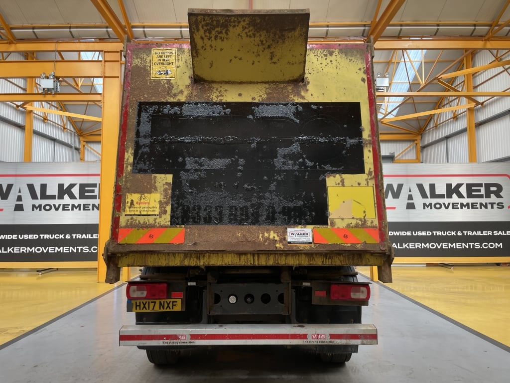 DAF CF330 *EURO 6* 6X2 BENNE BASCULANTE/GRUE – 2017 – HX17 NXF