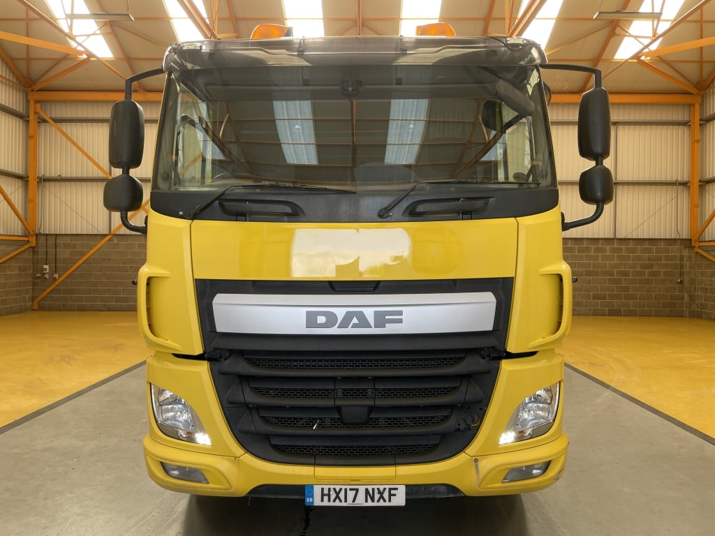 DAF CF330 *EURO 6* 6X2 BENNE BASCULANTE/GRUE – 2017 – HX17 NXF