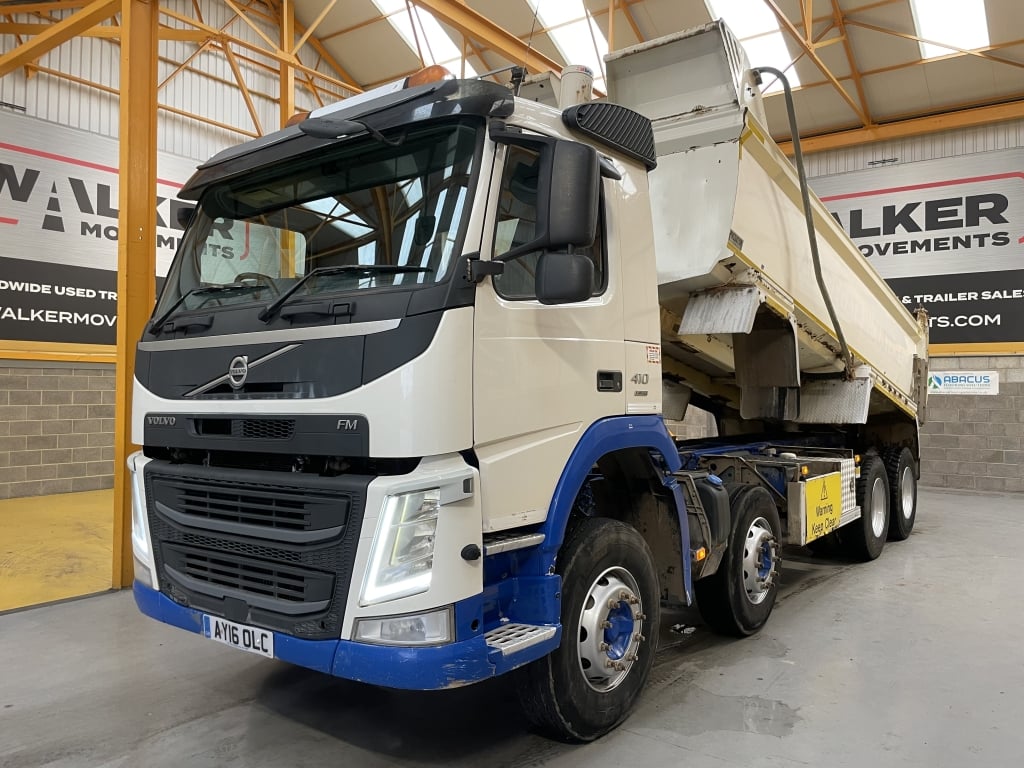 VOLVO FM 410 *EURO 6*, 8X4 STEEL TIPPER – 2016 – AY16 OLC