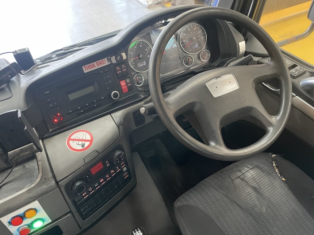 MAN TGM 18.250 *EURO 6*, 4X2 PINCE À BRIQUES DE 18 TONNES - 2016 - DG16 DWA