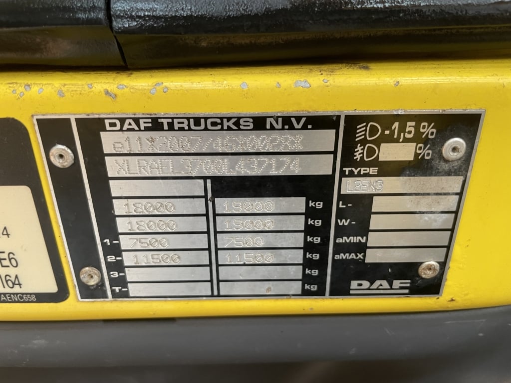 DAF LF220 *EURO 6* 4X2 18 TONNES PINCE À BRIQUES - 2014 - WJ64 JXA*