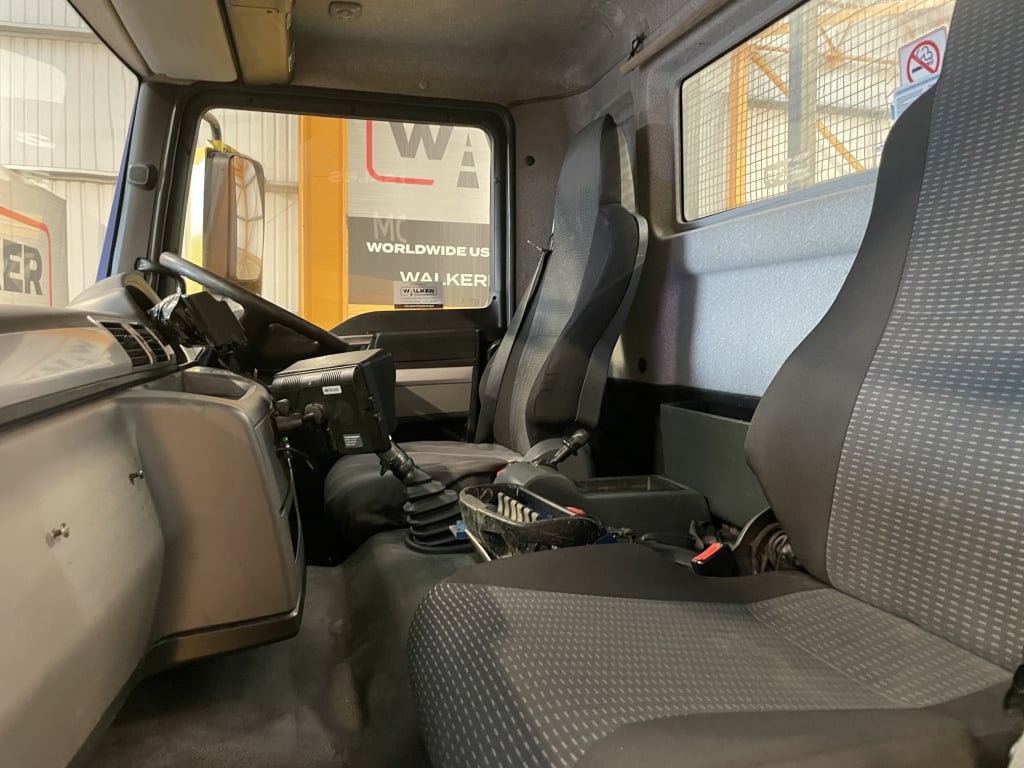 MAN TGM 18.250 *EURO 6*, 4X2 PINCE À BRIQUES DE 18 TONNES - 2016 - DA65 SHJ