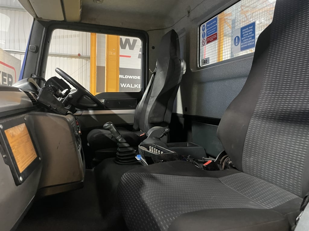 MAN TGM 18.250 *EURO 6*, 4X2 PINCE À BRIQUES DE 18 TONNES - 2015 - DG65 NWR