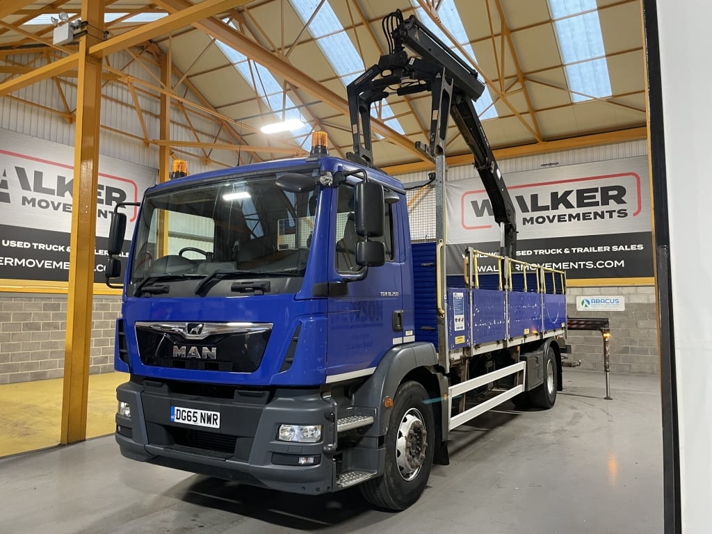 MAN TGM 18.250 *EURO 6*, 4X2 PINCE À BRIQUES DE 18 TONNES - 2015 - DG65 NWR