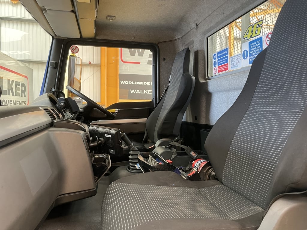 MAN TGM 18.250 *EURO 6*, 4X2 PINCE À BRIQUES DE 18 TONNES - 2016 - DG66 RZZ