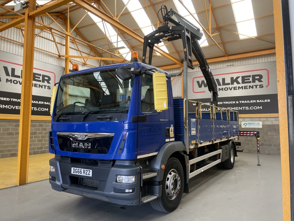 MAN TGM 18.250 *EURO 6*, 4X2 PINCE À BRIQUES DE 18 TONNES - 2016 - DG66 RZZ