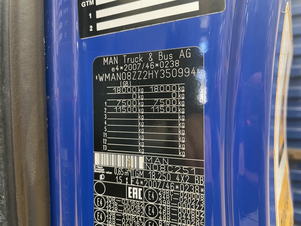 MAN TGM 18.250 *EURO 6*, 4X2 PINCE À BRIQUES DE 18 TONNES - 2016 - DG66 RZZ