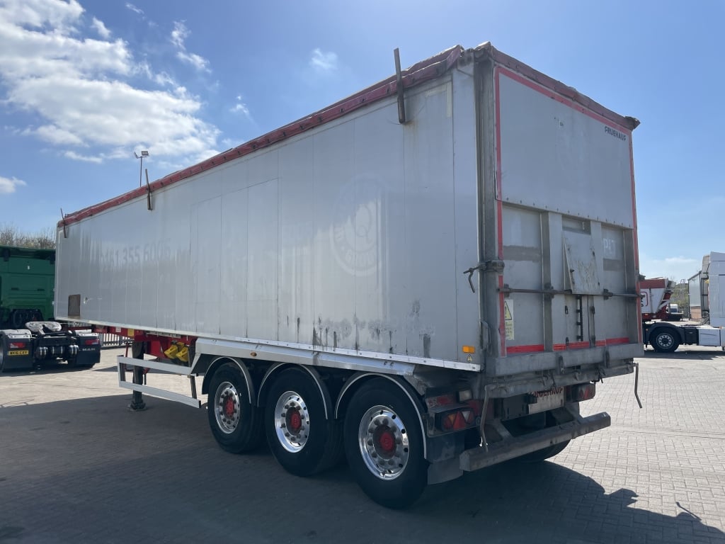 CRANE FRUEHAUF 70 CU-YD ALUMINIUM PLANK SIDED SLOPER BULK TIPPING TRAILER – 2015 – C389122