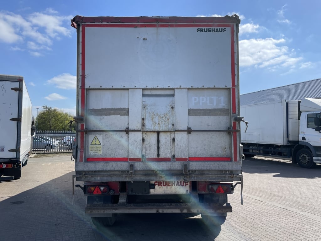 CRANE FRUEHAUF 70 CU-YD ALUMINIUM PLANK SIDED SLOPER BULK TIPPING TRAILER – 2015 – C389122