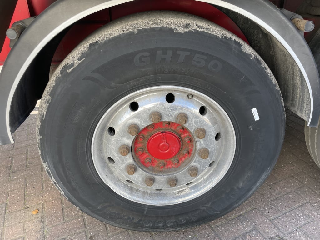 CRANE FRUEHAUF 70 CU-YD ALUMINIUM PLANK SIDED SLOPER BULK TIPPING TRAILER – 2015 – C389122