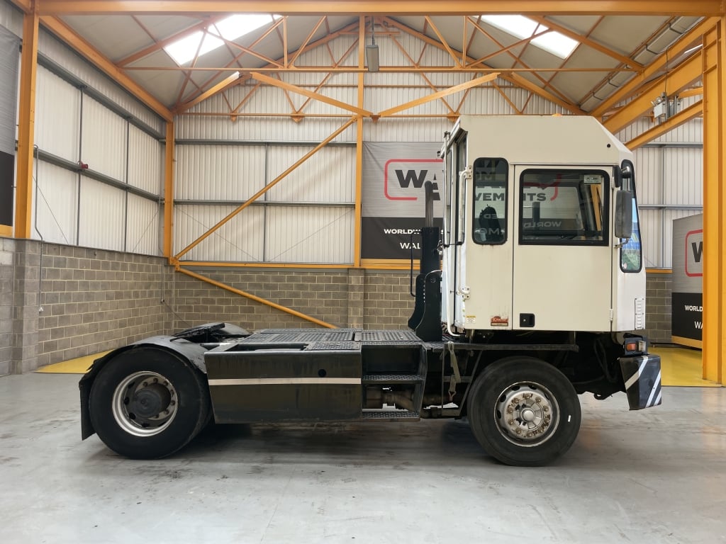KALMAR ST 122 4X2 TUGMASTER - 2005 - REMORQUEUR 1