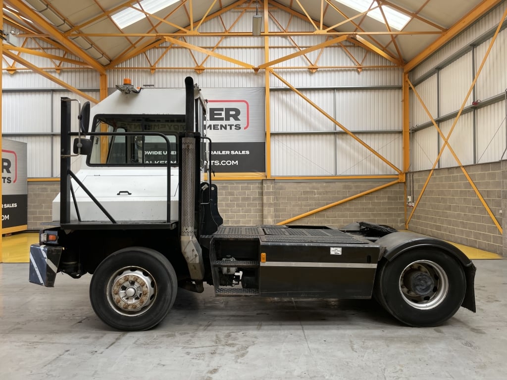KALMAR ST 122 4X2 TUGMASTER - 2005 - REMORQUEUR 1