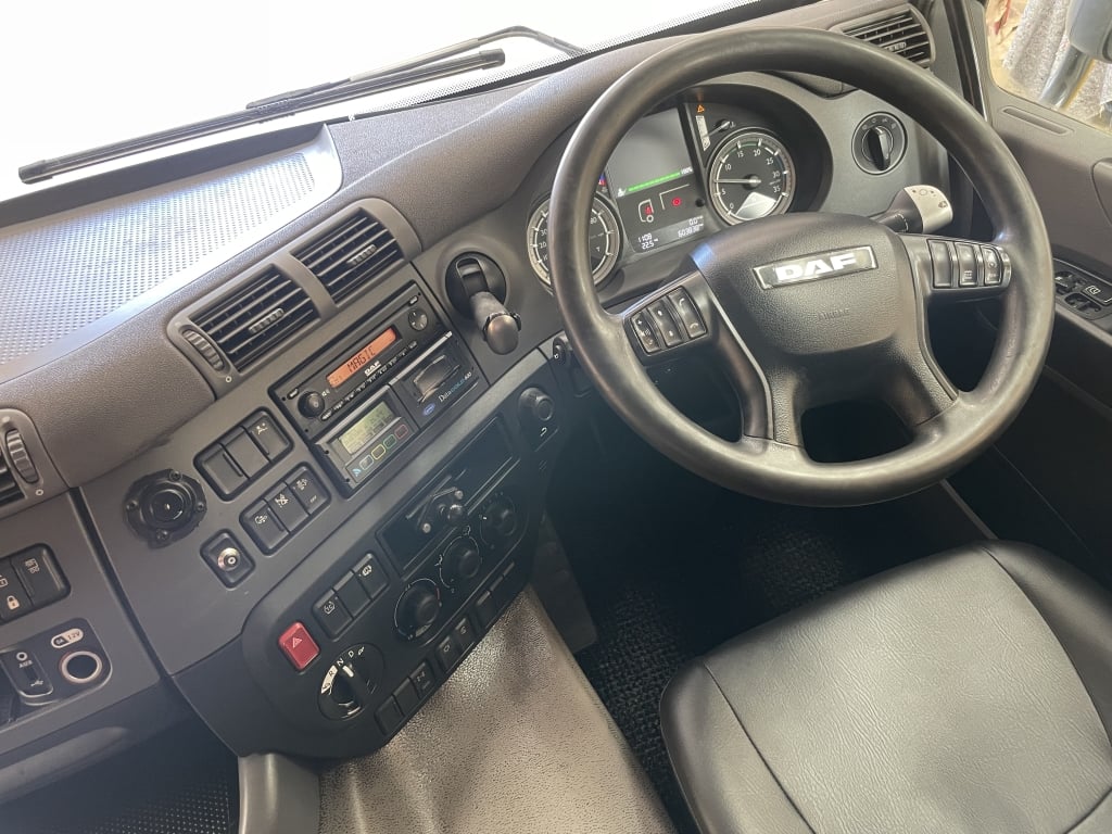 DAF CF250 *EURO 6*, 4X2 18 TONNE FRIDGE/FREEZER – 2016 – PN16 BNF