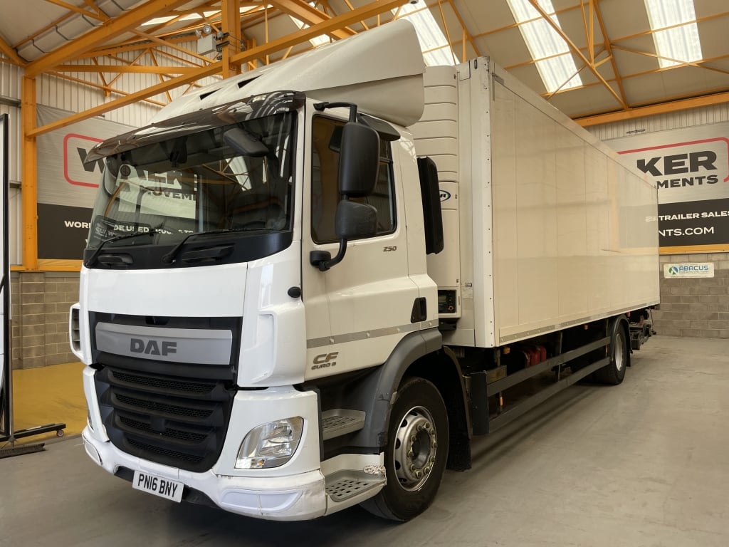 DAF CF250 *EURO 6*, 4X2 18 TONNES FRIGO/CONGÉLATEUR - 2016 - PN16 BNY