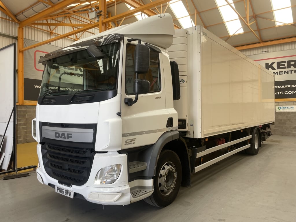 DAF CF250 *EURO 6*, 4X2 18 TONNES RÉFRIGÉRATEUR/CONGÉLATEUR - 2016 - PN16 BPK