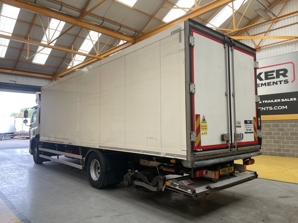 DAF CF250 *EURO 6*, 4X2 18 TONNES RÉFRIGÉRATEUR/CONGÉLATEUR - 2016 - PN16 BPK