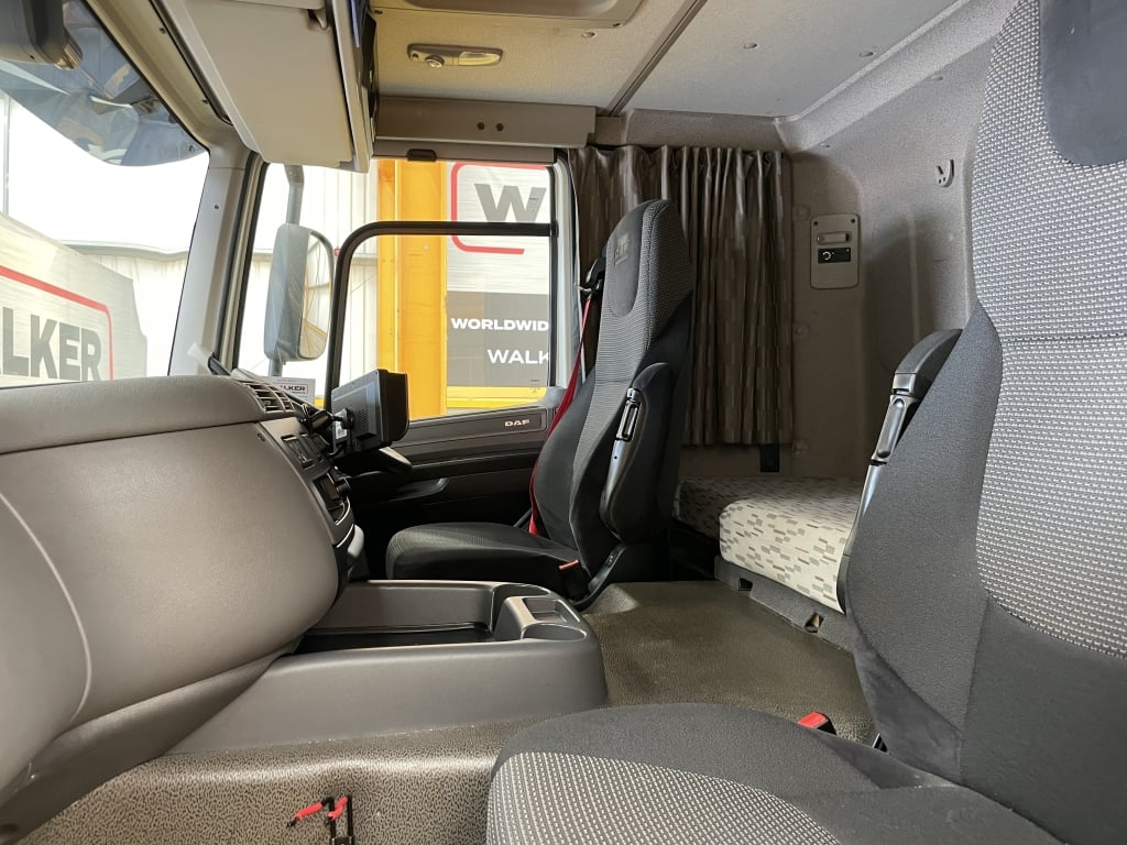 DAF CF250 *EURO 6*, 4X2 DROPSIDE FLATBED – 2016 – YX66 NGZ