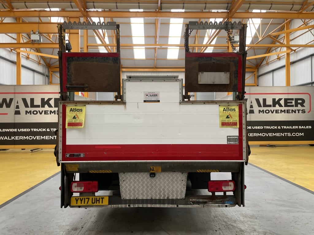 DAF CF330 *EURO 6*, 6X2 DROPSIDE FLATBED – 2017 – YY17 UHT