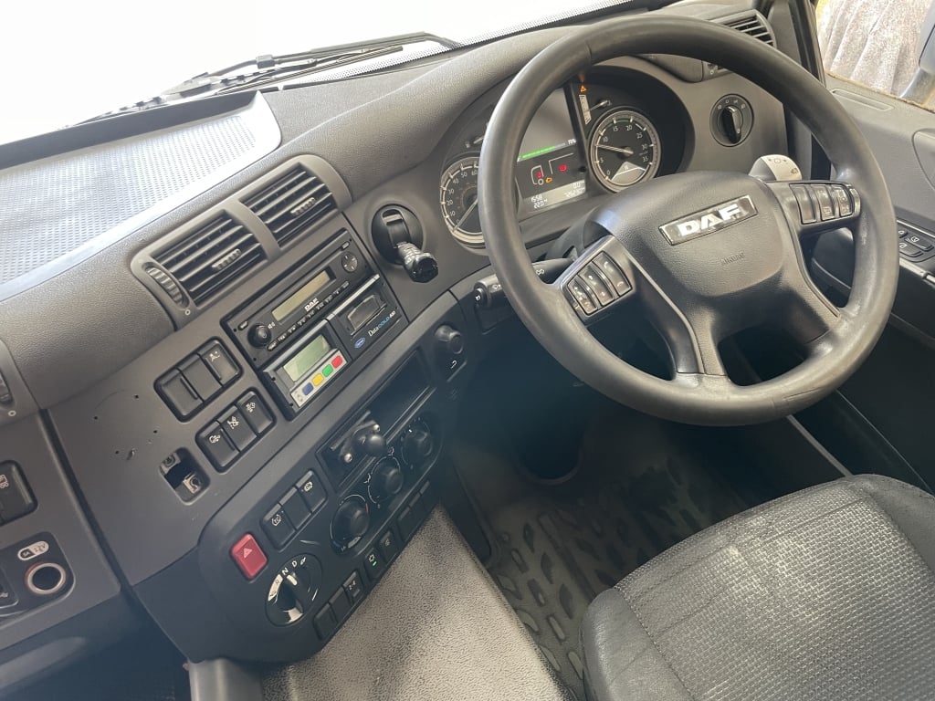 DAF CF250 *EURO 6*, 4X2 18 TONNE FRIDGE/FREEZER – 2016 – PN16 BMZ