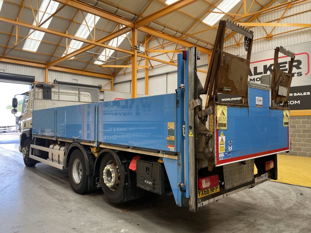 DAF CF330 *EURO 6*, 6X2 DROPSIDE FLATBED - 2016 - YX66 NFP