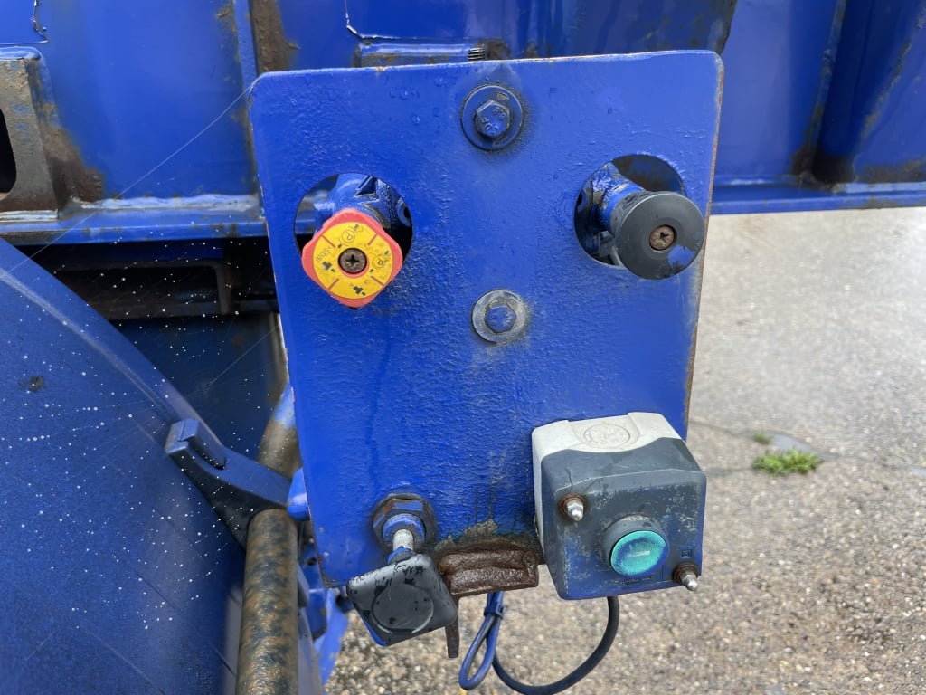 SDC LOCK AND GO SLIDING SKELETAL TRAILER – 2015 – C398005