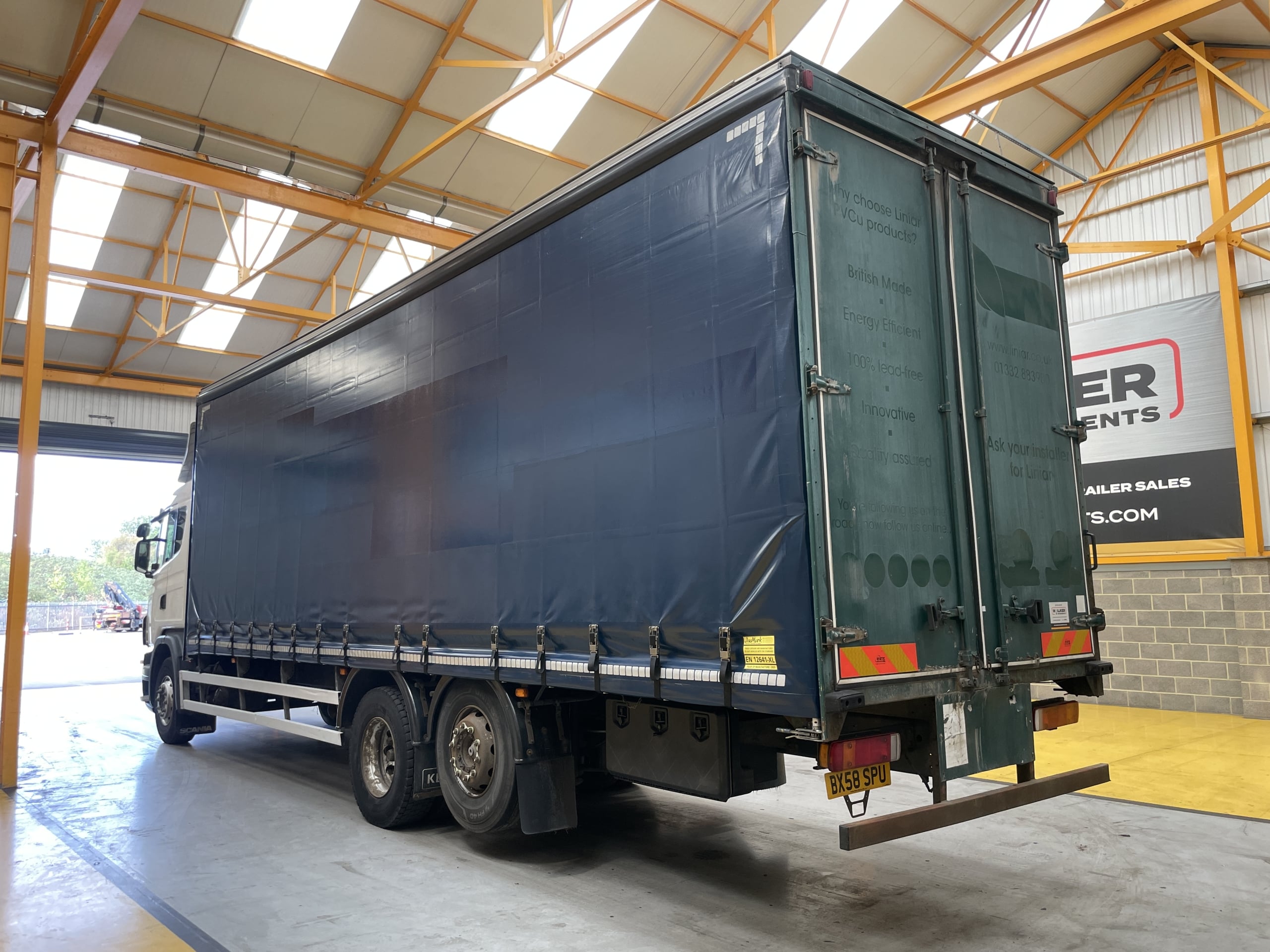 scania-g310-6x2-curtainsider-2008-bx58-spu-walker-movements